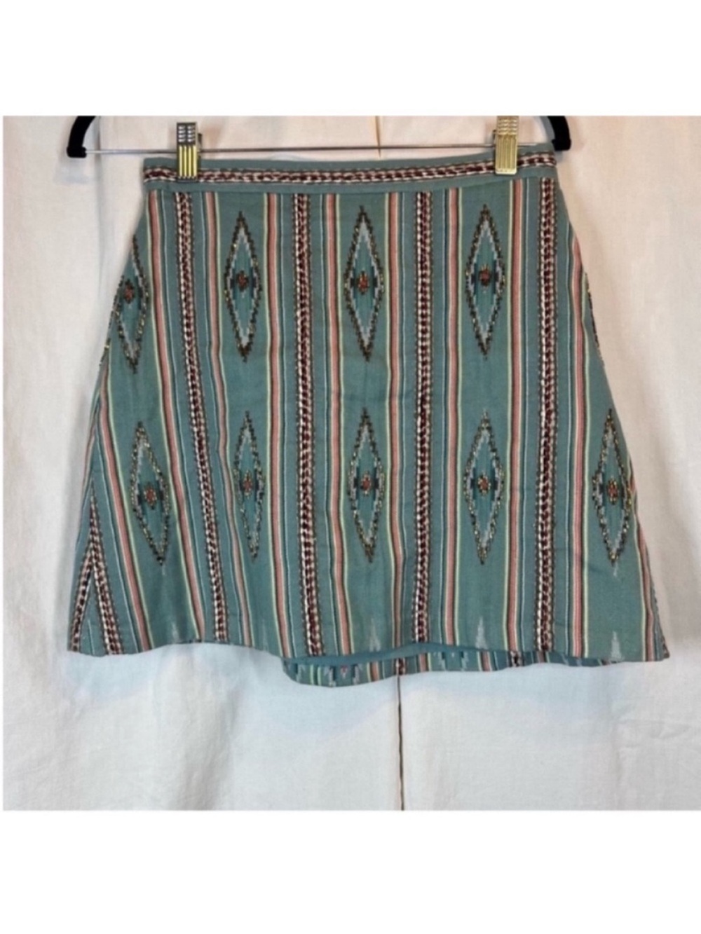 Alice + Olivia 100% cotton embroidered woven beaded embellished mini skirt